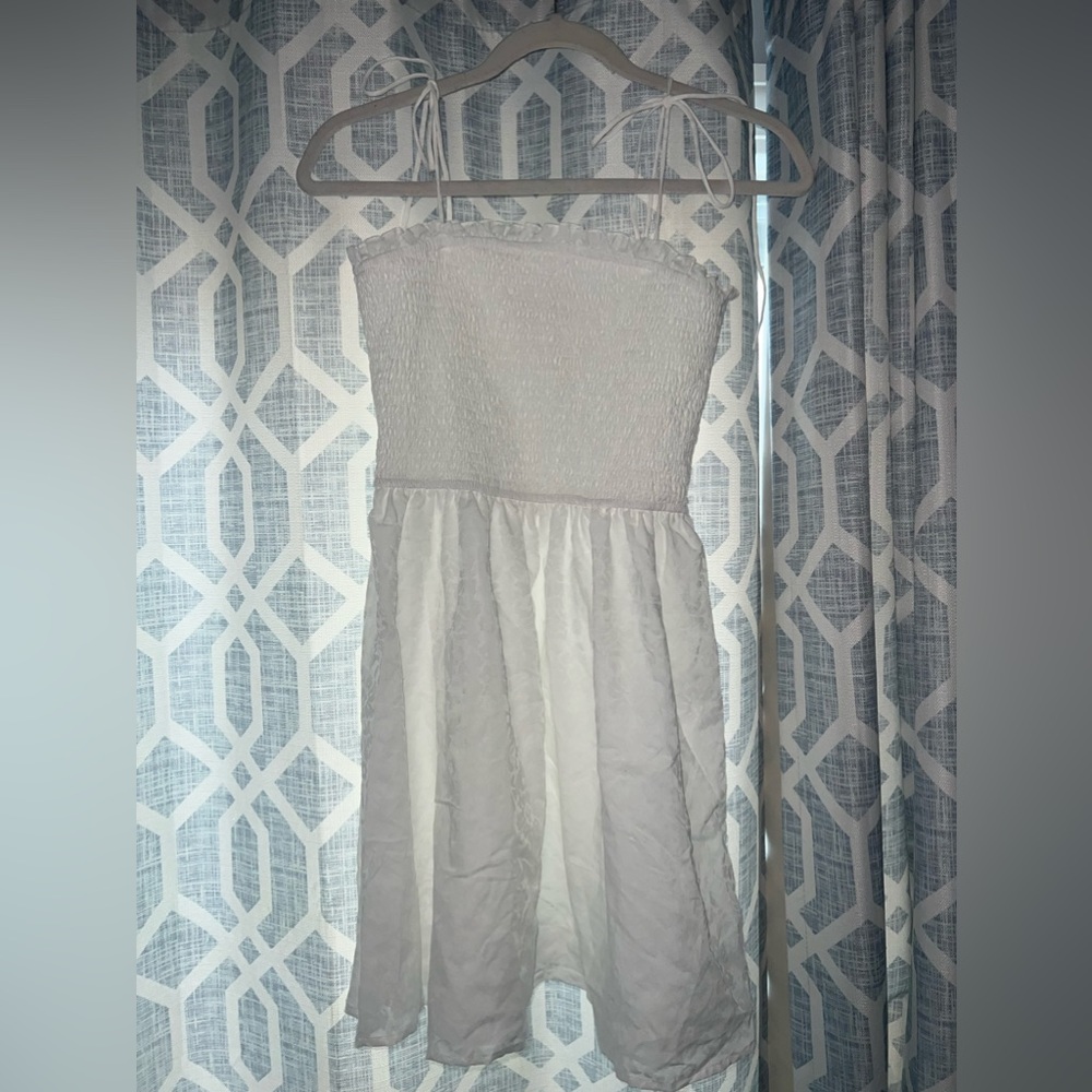 White tie strap pink lily dress